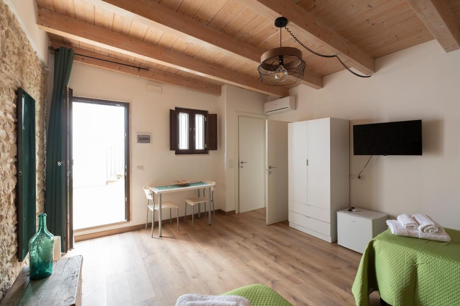 Palazzo Rizzi Dimora Dei Templari Hotel Bitetto ภายนอก รูปภาพ