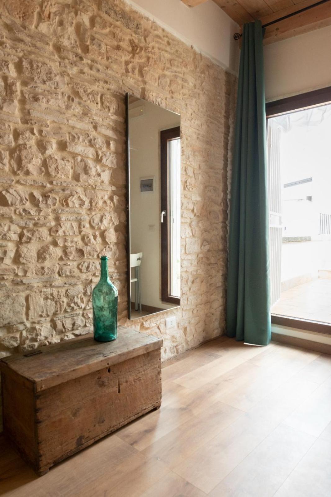 Palazzo Rizzi Dimora Dei Templari Hotel Bitetto ภายนอก รูปภาพ